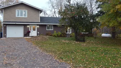 47 Highway 94 S, East Ferris, On P0h 1k0