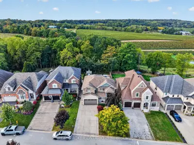 4088 Highland Park Drive, Lincoln, On L3j 0l7