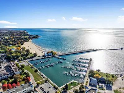 95 Robert's Row 107, Cobourg, On K9a 5r5
