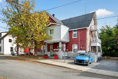 4 Eccles Street 7, West Centre Town, On K1r 6s2