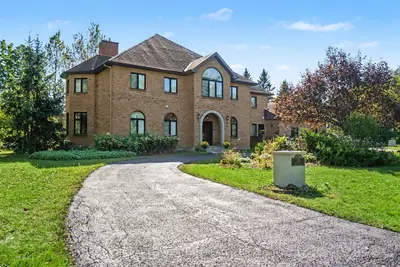 30 SPRING CRESS Drive, Bells Corners and South to Fallowfield, ON K2R 1A1