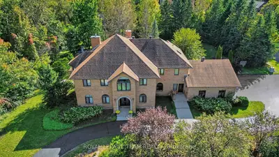 30 SPRING CRESS Drive, Bells Corners and South to Fallowfield, ON K2R 1A1