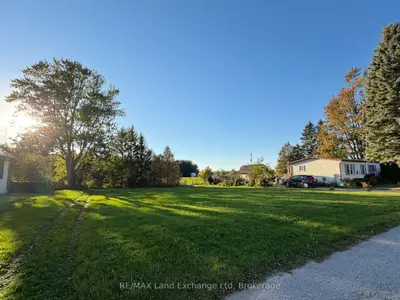 16 WILLIAM Street N, South Huron, ON N0M 1M0