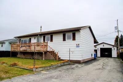 22 Moose Drive, Manitouwadge, On P0t 2c0