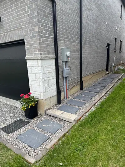 348 Springbrook Avenue Basement, Hamilton, On L9k 0k3