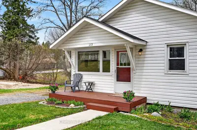 213 YONGE Street, Burk's Falls, ON P0A 1C0