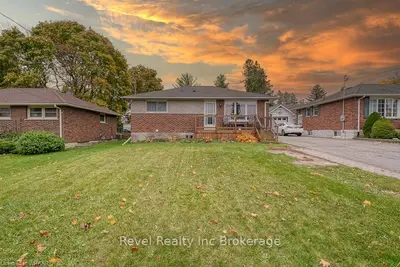 824 Devonshire Avenue, Woodstock, On N4s 5r6