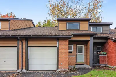 2093 Orient Park Drive 132, Blackburn Hamlet, On K1b 4w1