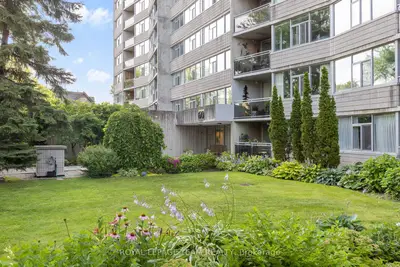 60 Mcleod Street 103, Ottawa Centre, On K2p 2g1