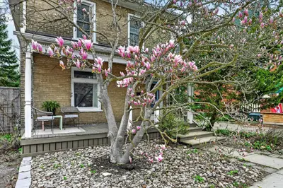 273 William Street, Peterborough, On K9j 5e5