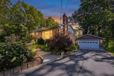 732 Centre Street, Kingston, On K7m 5e4