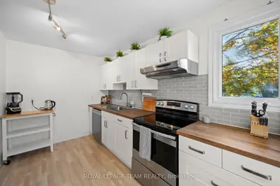 61 Mcclintock Way 92, Kanata, On K2l 2a3