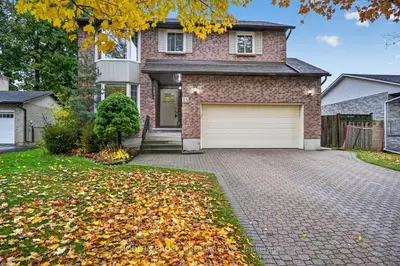 23 Cambridge Crescent, Brockville, On K6v 6l7