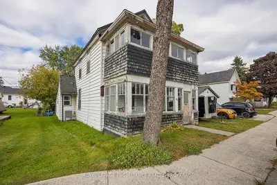 308 Brock Street, Gananoque, On K7g 1k6