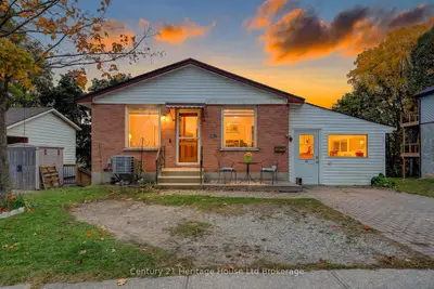 136 Dover Street, Woodstock, On N4s 3m1