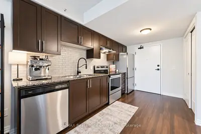 104 Summit Ridge Drive 106, Guelph, On N1e 0r5