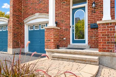 54 Encore Private, Cityview - Parkwoods Hills - Rideau Shore, On K2e 0a2