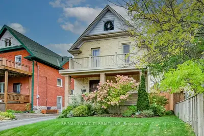 22 Whitney Place, Kitchener, On N2g 2x5