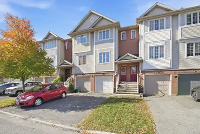 24 YORKVILLE Street, Carlington - Central Park, ON K2C 4B6