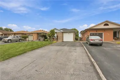 63 Northridge Drive, West Lincoln, On L0r 2a0
