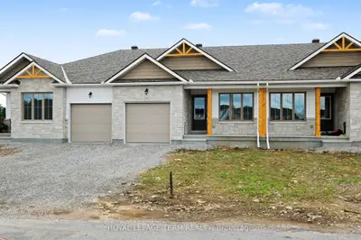 76 Doctor Agnes Craine Drive, Smiths Falls, On K7a 0b8