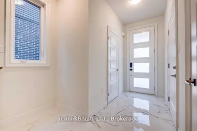 13 Southam Lane, Hamilton, On L9c 0e7