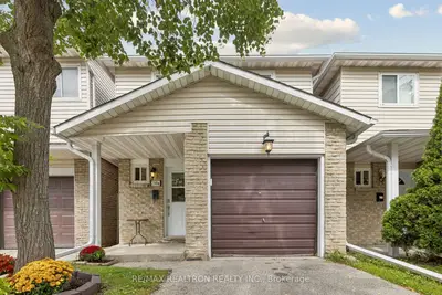 298d Bluevale Street N, Waterloo, On N2j 4g3