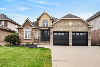 272 Gatestone Drive, Hamilton, On L8j 3y6