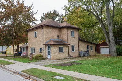 3219 Inwood Road, Brooke-alvinston, On N0n 1k0