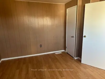 41 Machar Avenue, Thunder Bay, On P7b 2y4