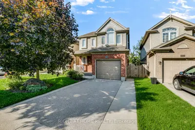 1811 ROLLINGACRES Drive, London North, ON N5X 4K4