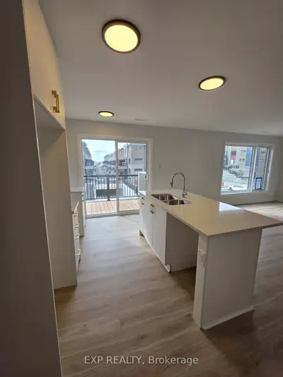 201 Glenroy Gilbert Drive 10, Barrhaven, On K2j 5w2