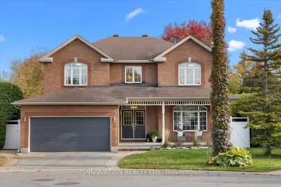 12 GROS MORNE Court, Kanata, ON K2M 2W7