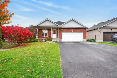 10 Pattison Place, Centre Wellington, On N1m 3v1