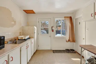 324 Queen Mary Street, Overbrook - Castleheights And Area, On K1k 1w9