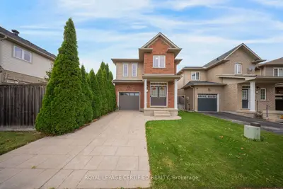 165 Palacebeach Trail, Hamilton, On L8e 0c3