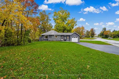33 Victoria Street, Asphodel-norwood, On K0l 2v0