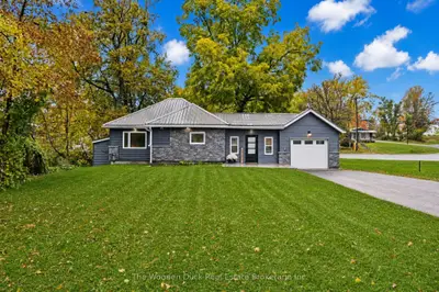 33 Victoria Street, Asphodel-norwood, On K0l 2v0