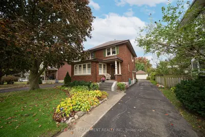 354 West Street W, Norfolk, On N3y 1t5
