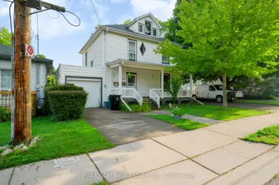 22 Rich Avenue, Cambridge, On N1r 2a5