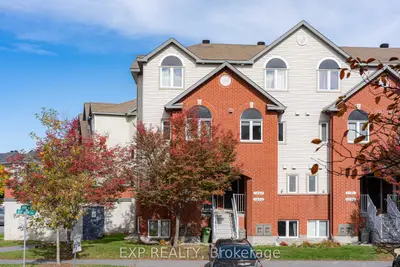 1091 Georgeton Private, Manor Park - Cardinal Glen And Area, On K1k 2w6