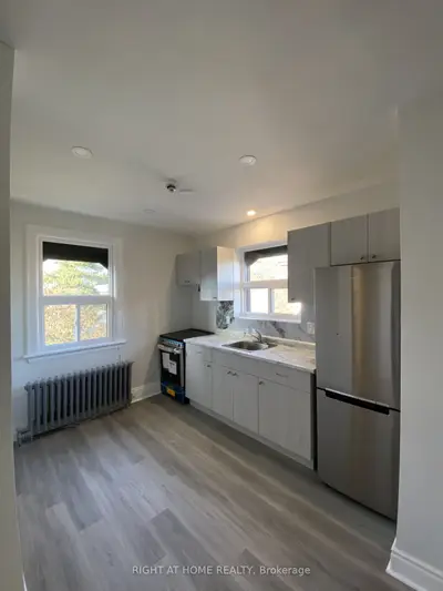 164 Park Street S 5, Hamilton, On L8p 3e8