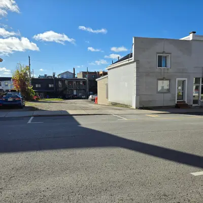 7 William Street E, Smiths Falls, On K7a 1c1