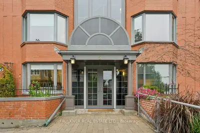 5 Frank Street 301, Ottawa Centre, On K2p 0w8