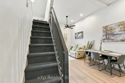 94 Wellington Street 2, Stratford, On N5a 2l2