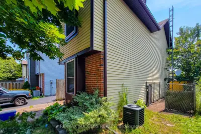 42 Enfield Crescent, Brantford, On N3p 1b2