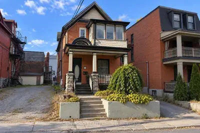 322 LYON Street N, Ottawa Centre, ON K1R 5W6