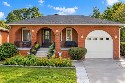 3061 Lloyd George Boulevard, Windsor, On N8t 2v3