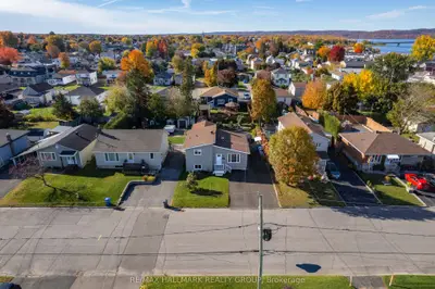 312 Dufferin Street, Hawkesbury, On K6a 2e5