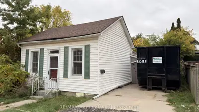 21 Henry Street, Cambridge, On N1r 3v8